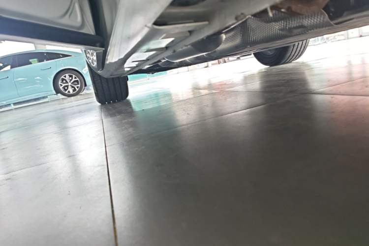 Used Hima H5 2025 Model Range-Extending Max Left Side Sill