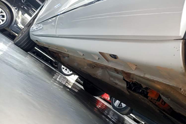 Used Hima H5 2025 Model Range-Extending Max Left Side Sill