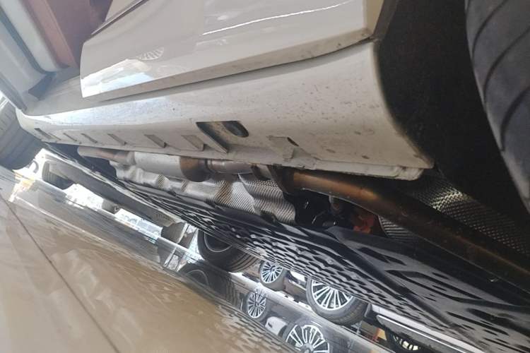 Used Hima H5 2025 Model Range-Extending Max Left Side Sill