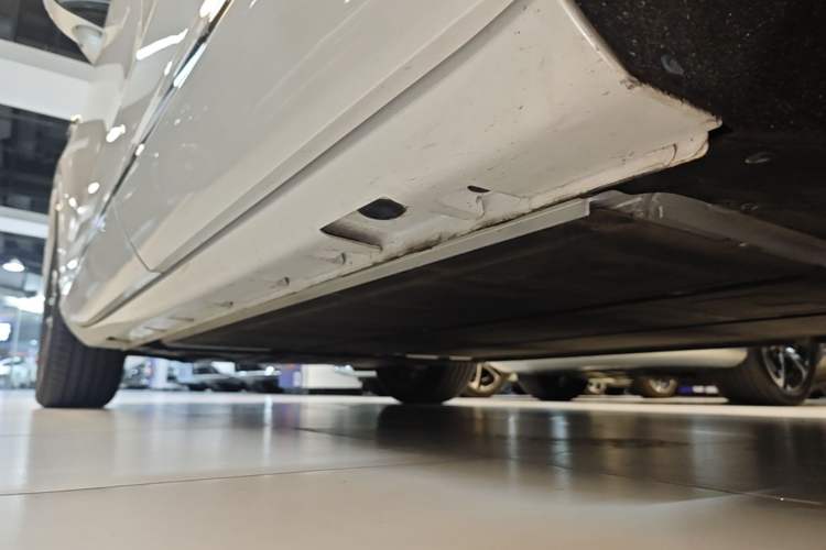 Used Hima H5 2025 Model Pure Electric Max Long Range Left Side Sill