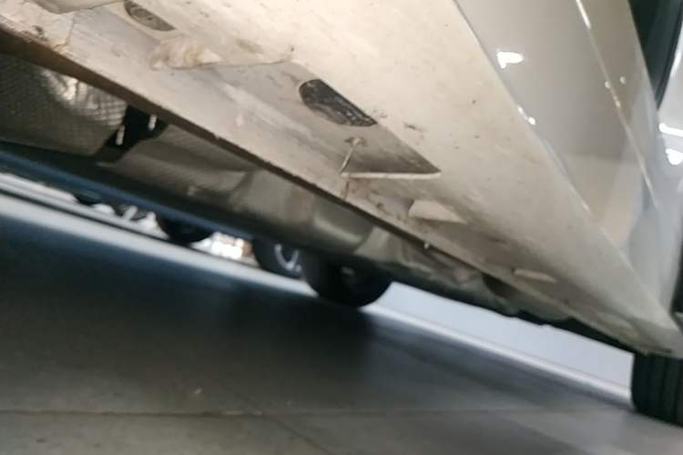 Used Hima H5 2025 Model Range-Extending Max Left Side Sill