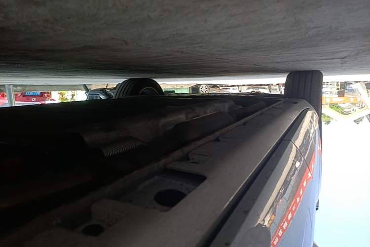 Used Hima H5 2025 Model Range-Extending Max Left Side Sill