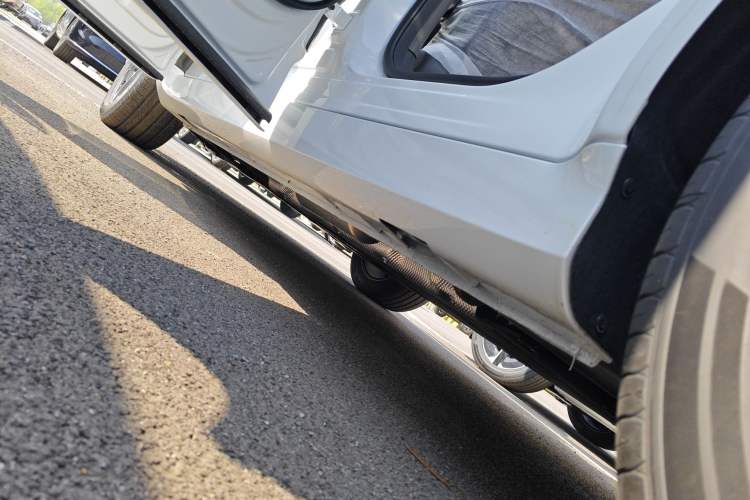 Used Hima H5 2025 Model Range-Extending Pro Left Side Sill