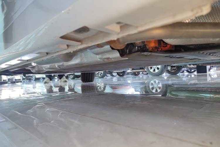 Used Hima H5 2025 Model Range-Extending Max Left Side Sill