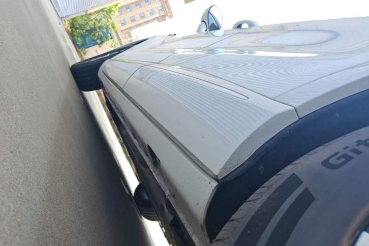 Used Hima H5 2025 Model Range-Extending Max Left Side Sill