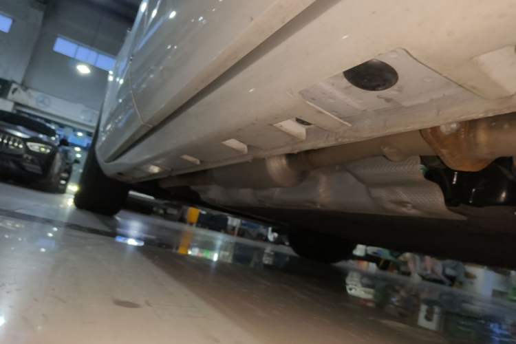 Used Hima H5 2025 Model Range-Extending Max Left Side Sill