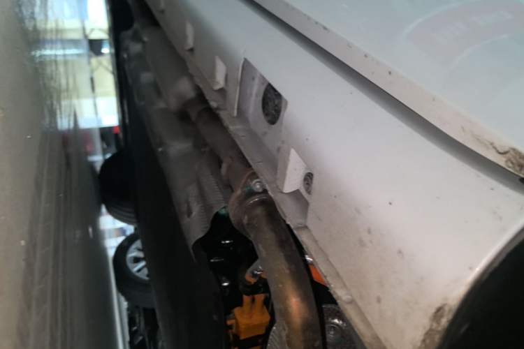 Used Hima H5 2025 Model Range-Extending Max Left Side Sill