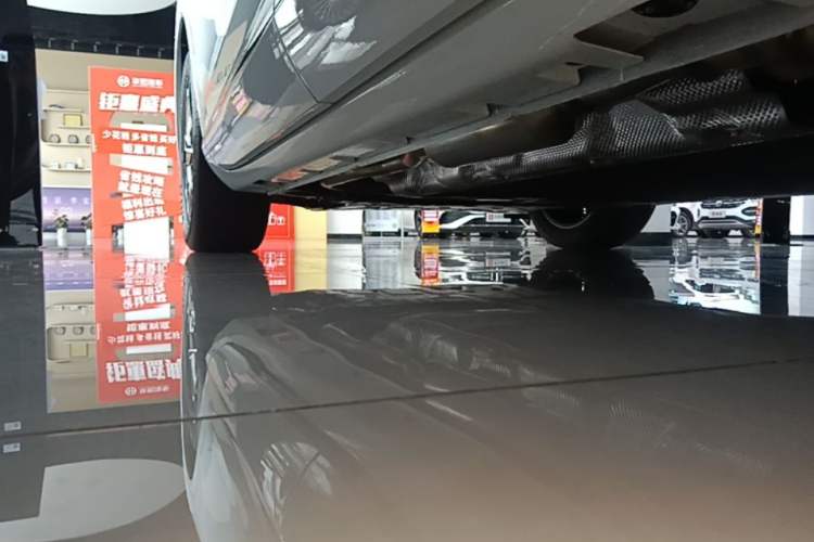 Used Hima H5 2025 Model Range-Extending Pro Left Side Sill