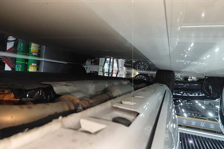 Used Hima H5 2025 Model Range-Extending Max Left Side Sill