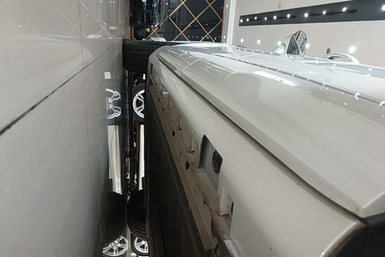 Used Hima H5 2025 Model Pure Electric Pro Left Side Sill