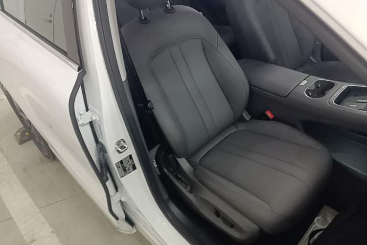 Used Hima H5 2025 Model Range-Extending Max Right Front Seat