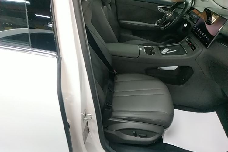 Used Hima H5 2025 Model Range-Extending Max Right Front Seat