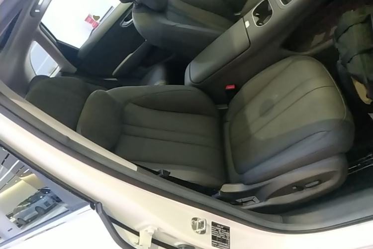 Used Hima H5 2025 Model Range-Extending Max Right Front Seat