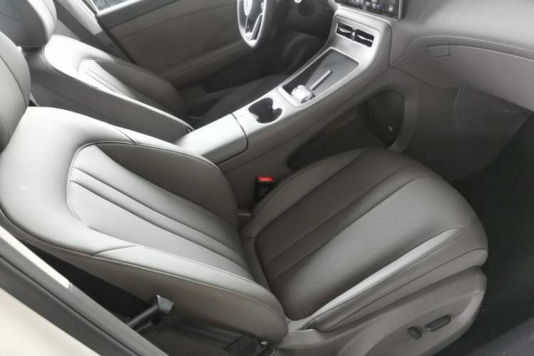 Used Hima H5 2025 Model Range-Extending Max Right Front Seat