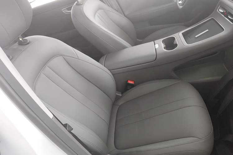 Used Hima H5 2025 Model Range-Extending Max Right Front Seat