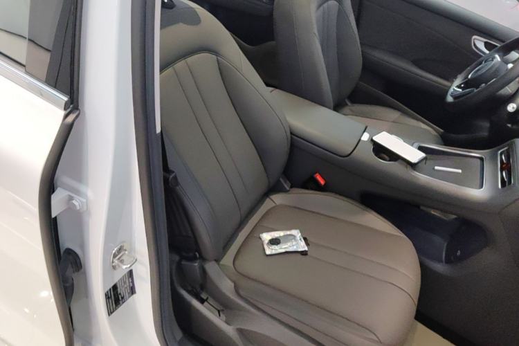 Used Hima H5 2025 Model Range-Extending Max Right Front Seat