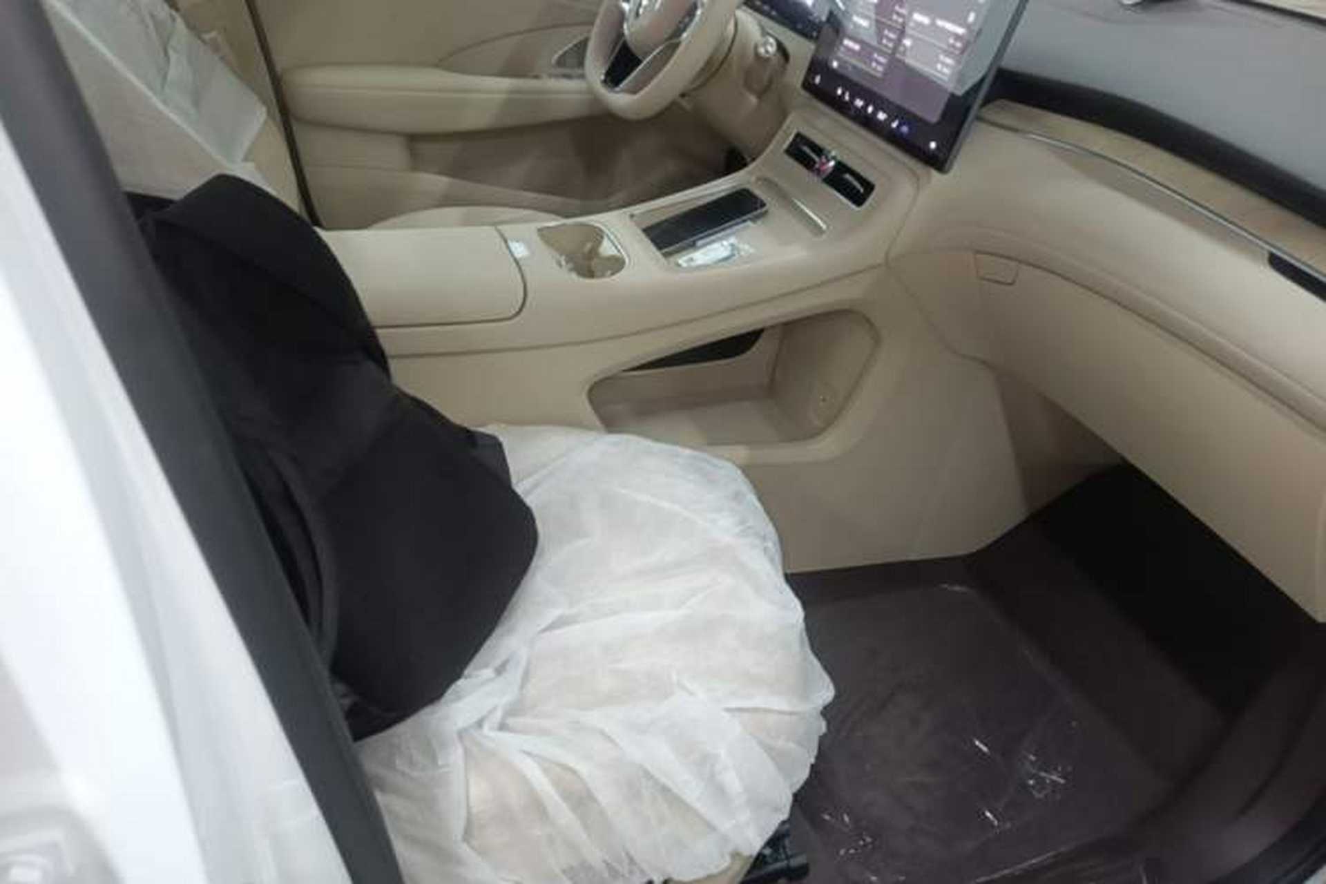 Used Hima H5 2025 Model Range-Extending Pro Right Front Seat