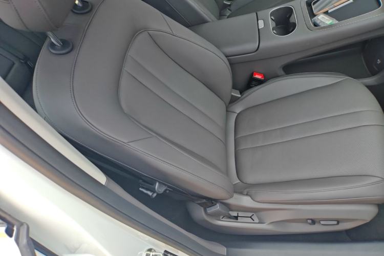 Used Hima H5 2025 Model Range-Extending Max Right Front Seat