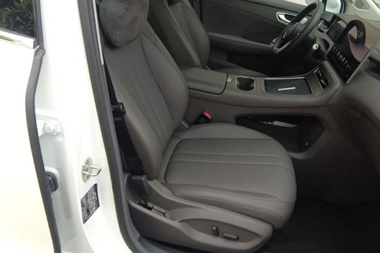 Used Hima H5 2025 Model Range-Extending Max Right Front Seat