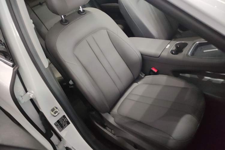 Used Hima H5 2025 Model Range-Extending Max Right Front Seat
