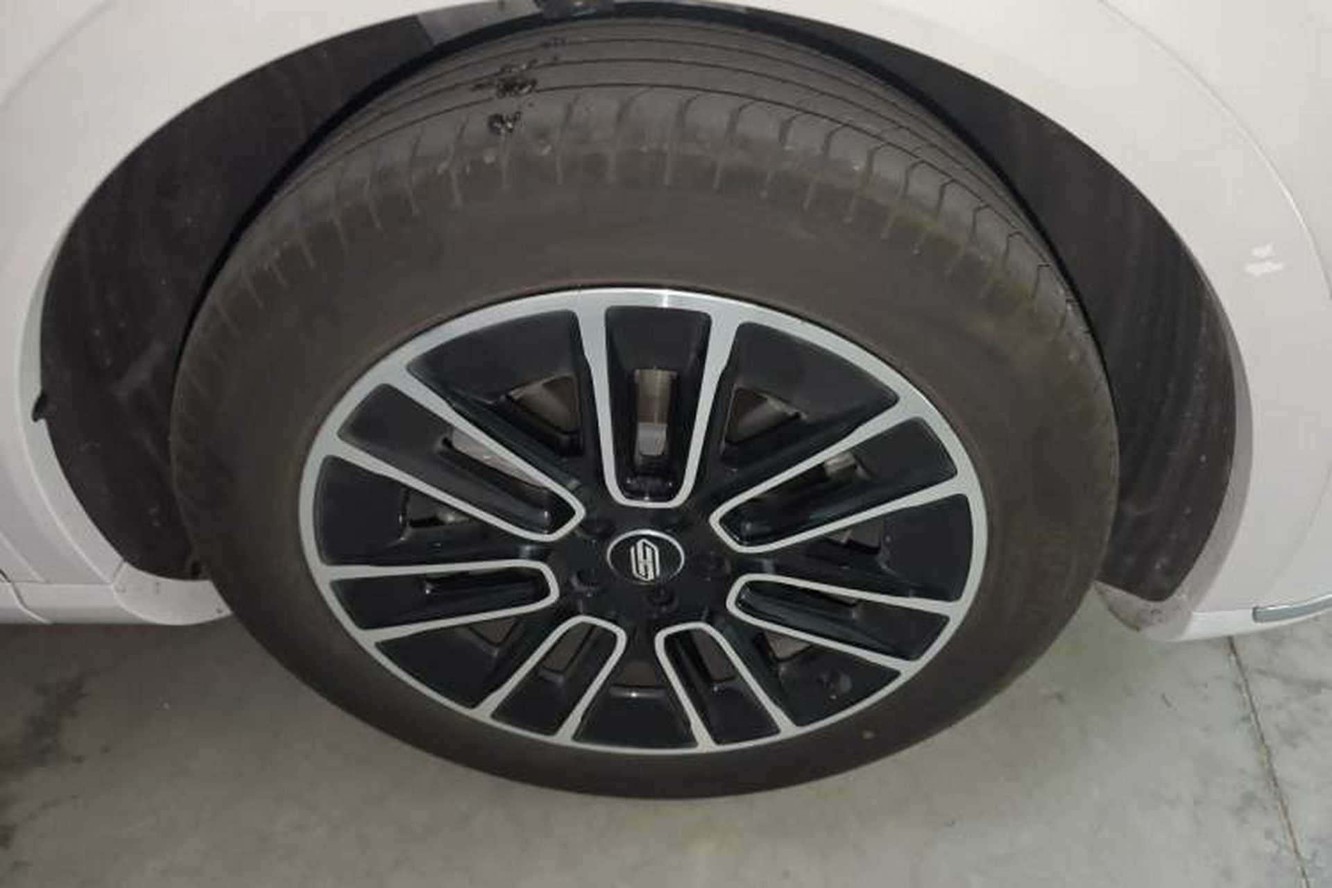 Used Hima H5 2025 Model Pure Electric Max Long Range Right Front Wheel Hub
