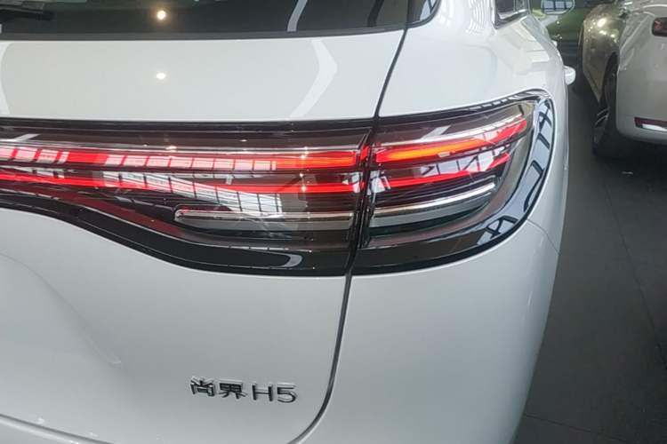 Used Hima H5 2025 Model Range-Extending Max Right Rear Taillight