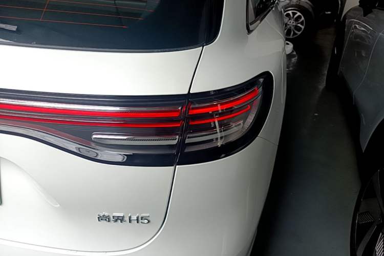 Used Hima H5 2025 Model Range-Extending Max Right Rear Taillight