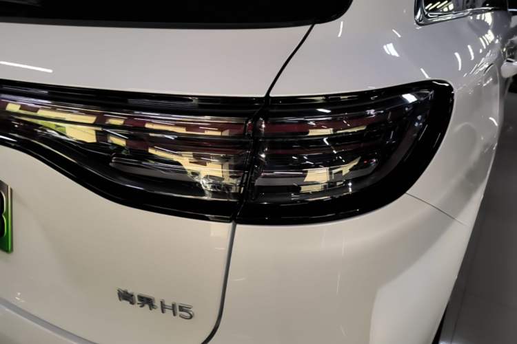 Used Hima H5 2025 Model Range-Extending Max Right Rear Taillight