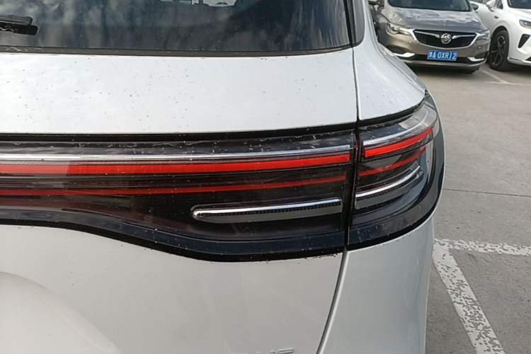 Used Hima H5 2025 Model Range-Extending Max Right Rear Taillight