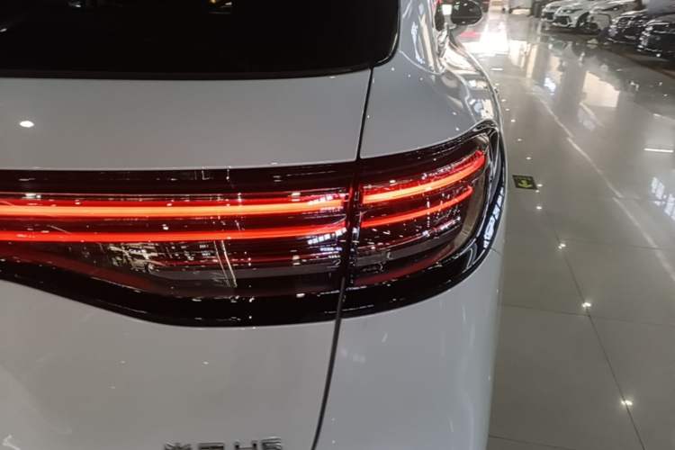 Used Hima H5 2025 Model Range-Extending Max Right Rear Taillight
