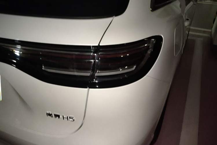 Used Hima H5 2025 Model Range-Extending Max Right Rear Taillight