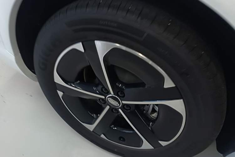 Used Hima H5 2025 Model Range-Extending Max Right Rear Wheel Hub