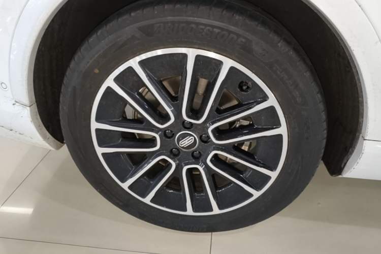 Used Hima H5 2025 Model Pure Electric Max Long Range Right Rear Wheel Hub