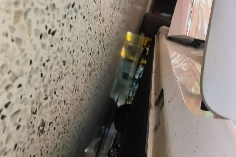 Used Hima H5 2025 Model Pure Electric Max Long Range Right Side Sill