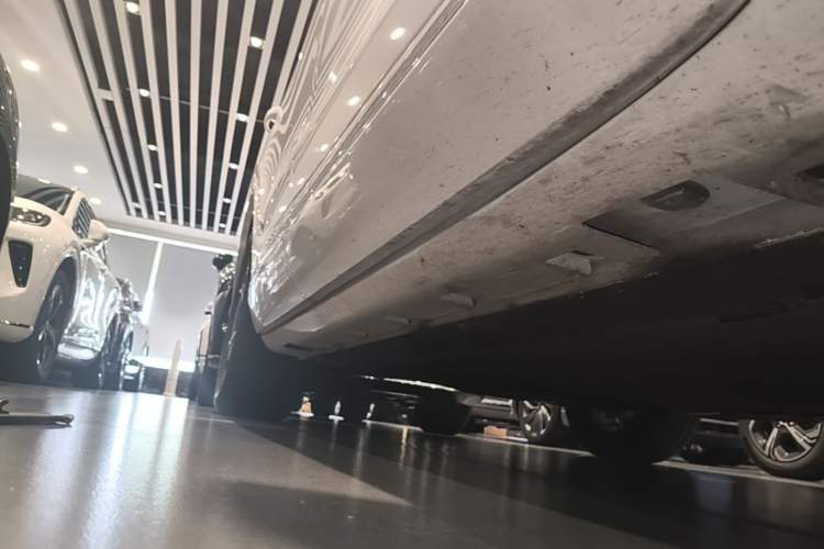 Used Hima H5 2025 Model Range-Extending Max Right Side Sill