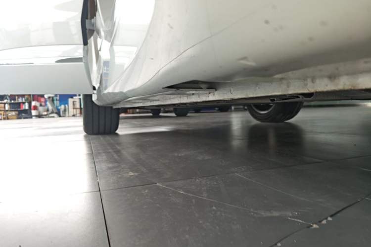 Used Hima H5 2025 Model Range-Extending Max Right Side Sill
