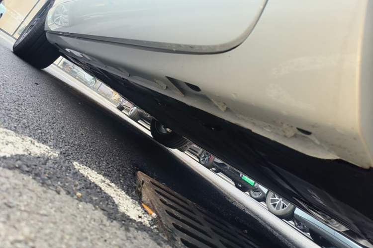 Used Hima H5 2025 Model Range-Extending Pro Right Side Sill