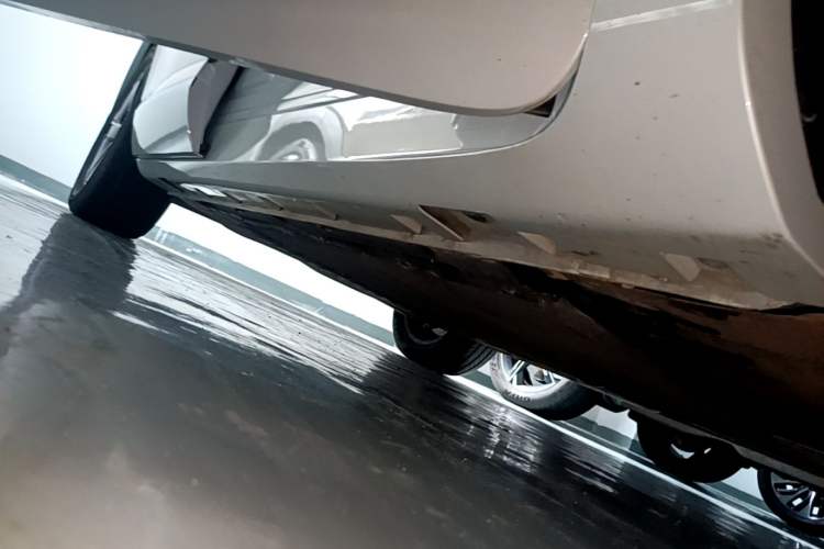 Used Hima H5 2025 Model Range-Extending Max Right Side Sill