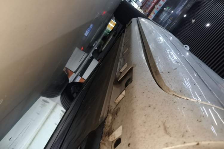 Used Hima H5 2025 Model Pure Electric Max Long Range Right Side Sill
