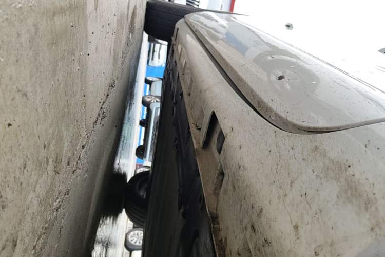 Used Hima H5 2025 Model Range-Extending Max Right Side Sill