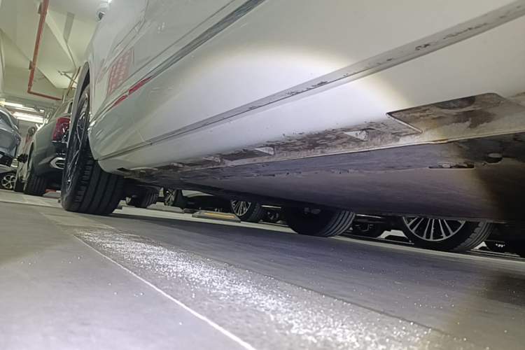 Used Hima H5 2025 Model Range-Extending Max Right Side Sill