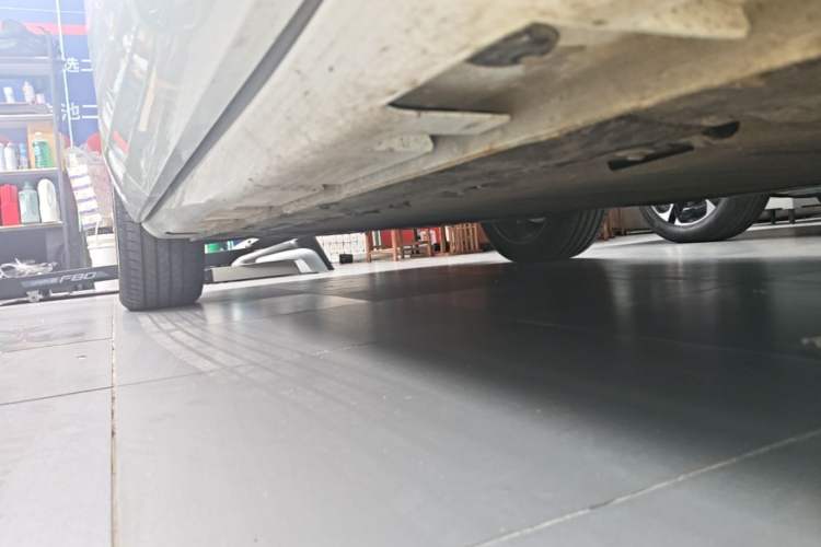 Used Hima H5 2025 Model Range-Extending Max Right Side Sill