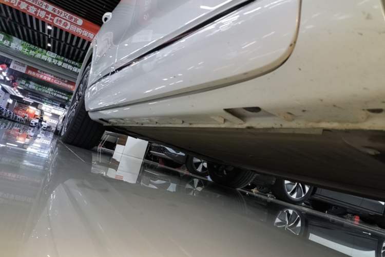 Used Hima H5 2025 Model Pure Electric Max Long Range Right Side Sill