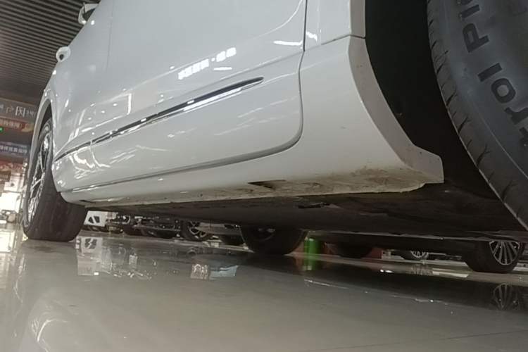 Used Hima H5 2025 Model Range-Extending Max Right Side Sill