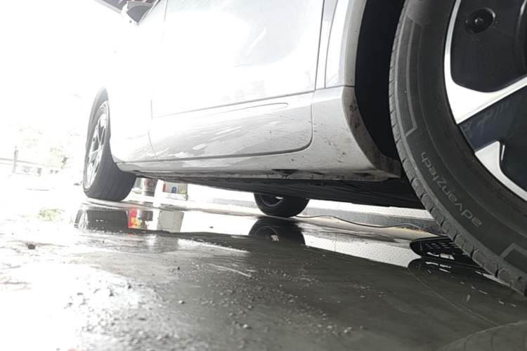 Used Hima H5 2025 Model Range-Extending Max Right Side Sill