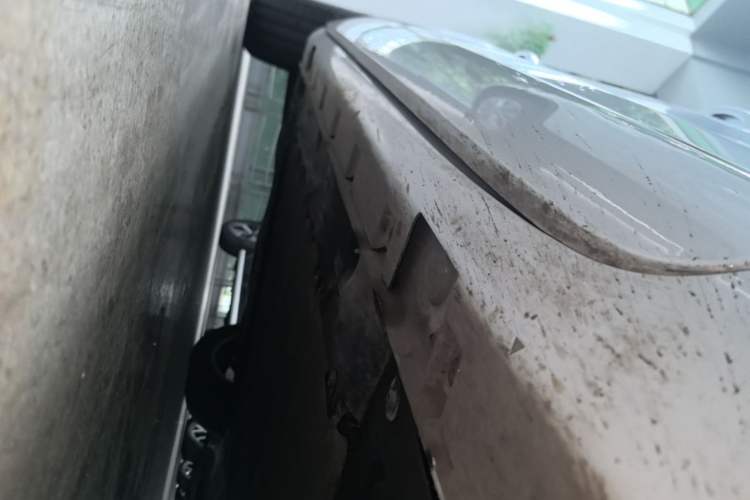 Used Hima H5 2025 Model Range-Extending Max Right Side Sill