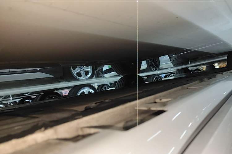 Used Hima H5 2025 Model Range-Extending Max Right Side Sill