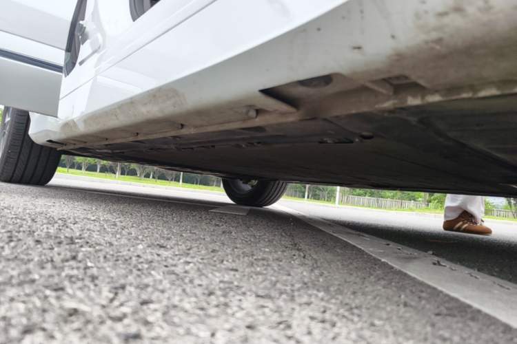 Used Hima H5 2025 Model Range-Extending Max Right Side Sill
