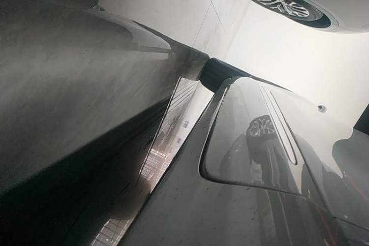 Used Hima H5 2025 Model Range-Extending Max Right Side Sill