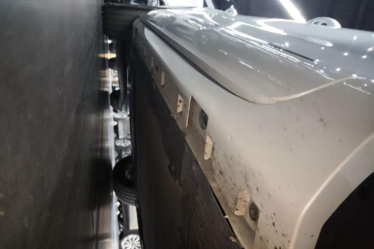Used Hima H5 2025 Model Range-Extending Max Right Side Sill